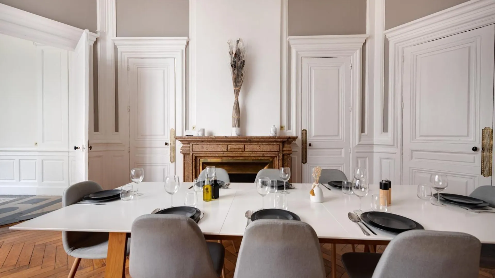 Le Rhone Haussmannien, Luxueux Spacieux Et Raffine Au Coeur De Lyon 6E Vue Rhone