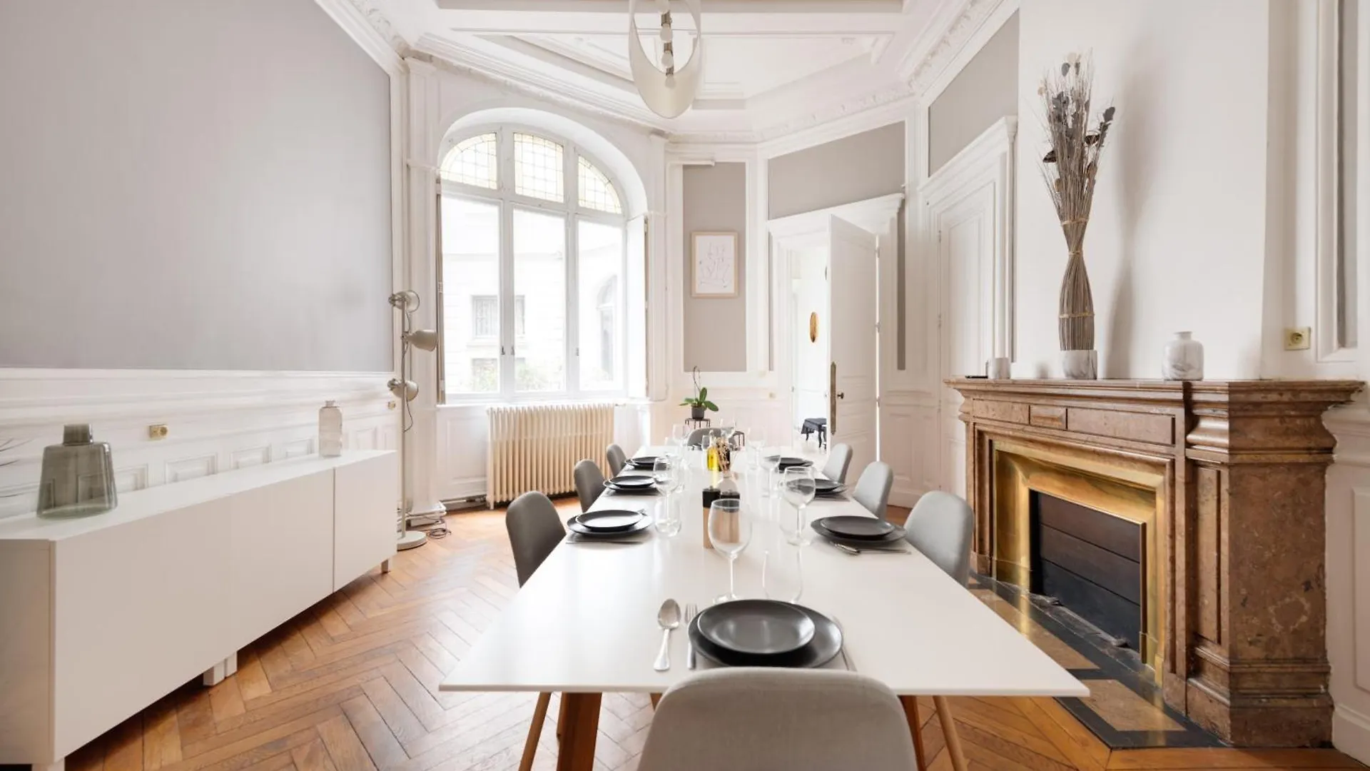 Le Rhone Haussmannien, Luxueux Spacieux Et Raffine Au Coeur De Lyon 6E Vue Rhone