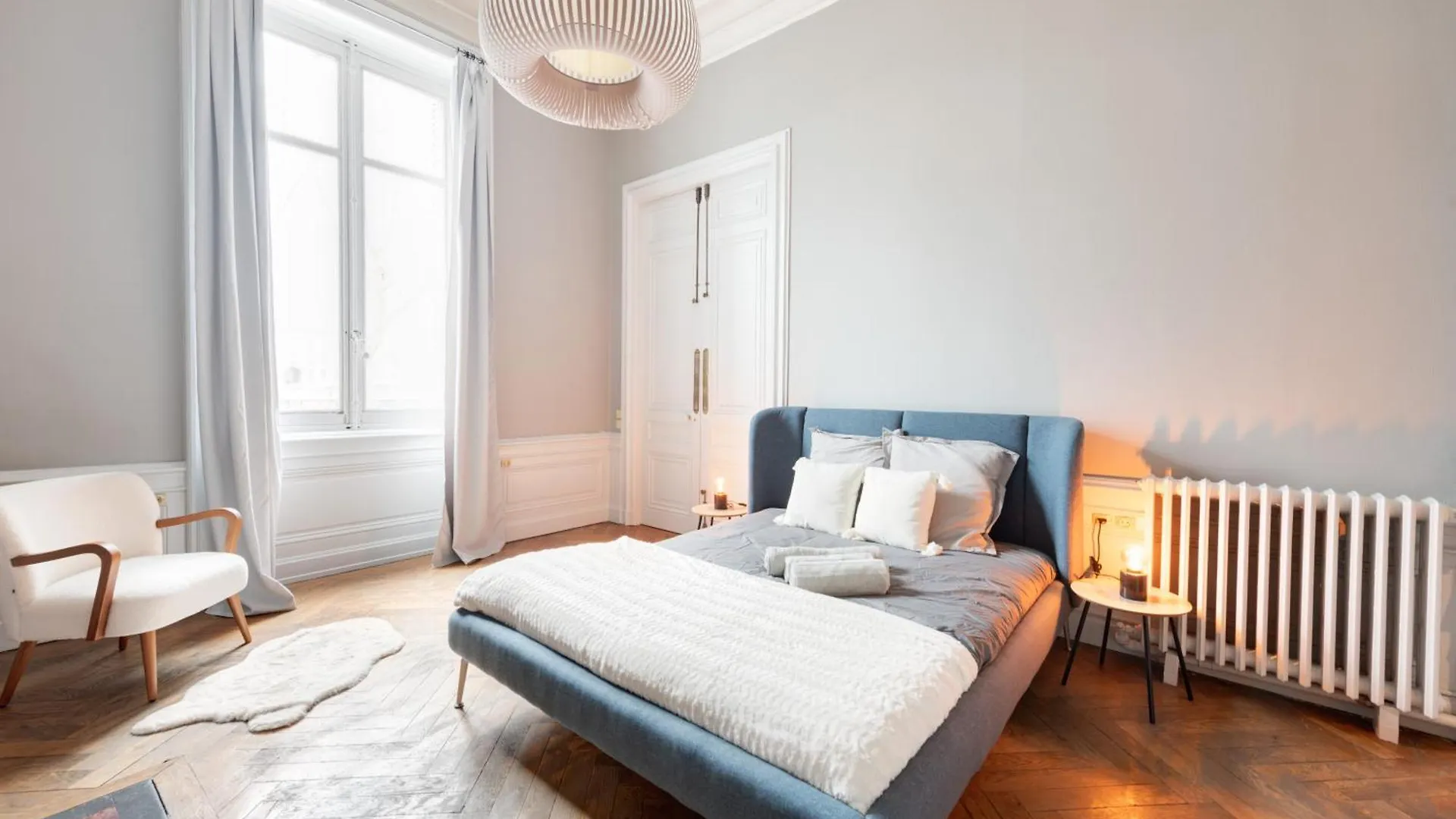 Apartment Le Rhone Haussmannien, Luxueux Spacieux Et Raffine Au Coeur De Lyon 6E Vue Rhone